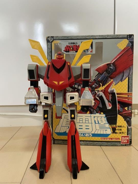 Amazon.co.jp: 超合金 忍者戦士飛影 鳳雷鷹 レトロ : おもちゃ