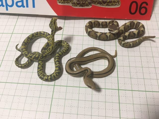 Amazon.co.jp: 蛇 へび ヘビ セット フィギュア チョコエッグ 日本の