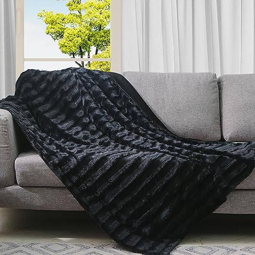 Cheer Collection Faux Fur Throw Blanket – Plush Blanket for Couch and Bed, Soft Throw Blanket, Cozy & Fluffy Fur Blanket for Snuggling, Gifting & Home Décor, Machine Washable, 40" x 50", Black