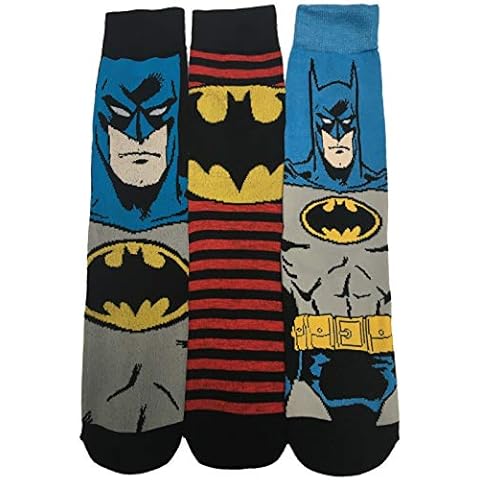 3 Pairs of Batman or Avengers Socks Cover