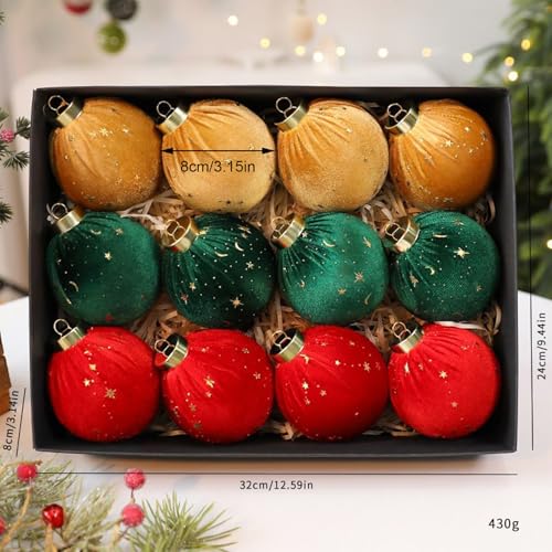 Pendentifs boules de Noël pour sublimer un anniversaire ou mariage hivernal