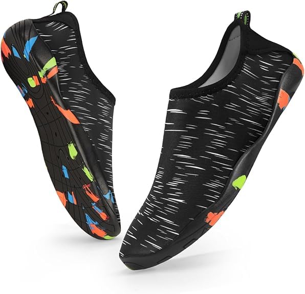Zapatos de agua para mujeres y hombres, zapatos de playa de secado rápido, zapatos de natación ligeros para surf acuático, buceo, senderismo, Negro (988black), 40 2/3 EU