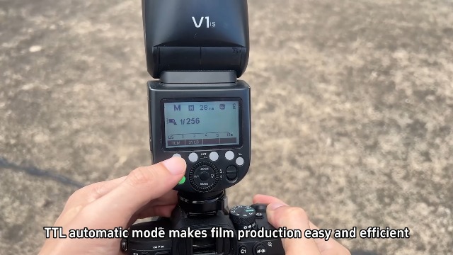 Amazon.com : Godox V1N USA V1 NU Round Head Flash for Nikon TTL