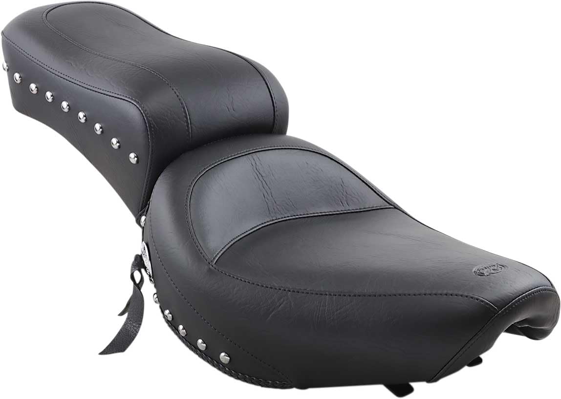 ハーレー　FL、FX 1958〜1984 ４速フレーム用マスタングシート Amazon.com: Mustang Motorcycle Seats Studded One-Piece Seat for