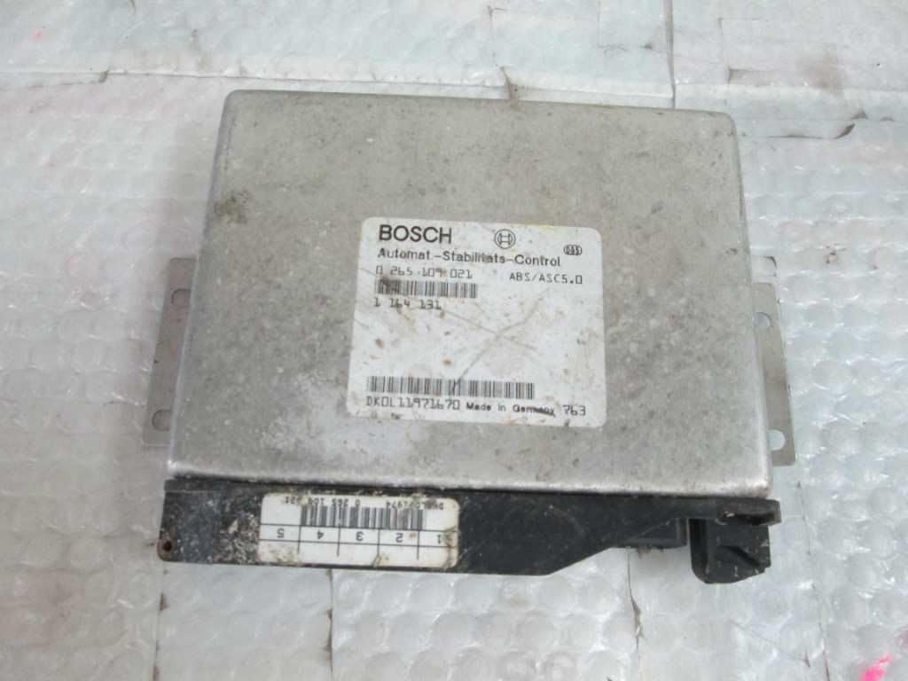 Engine ECM Control Module Fits 96-98 Compatible with BMW 540i 740i 1 164 131 1164131