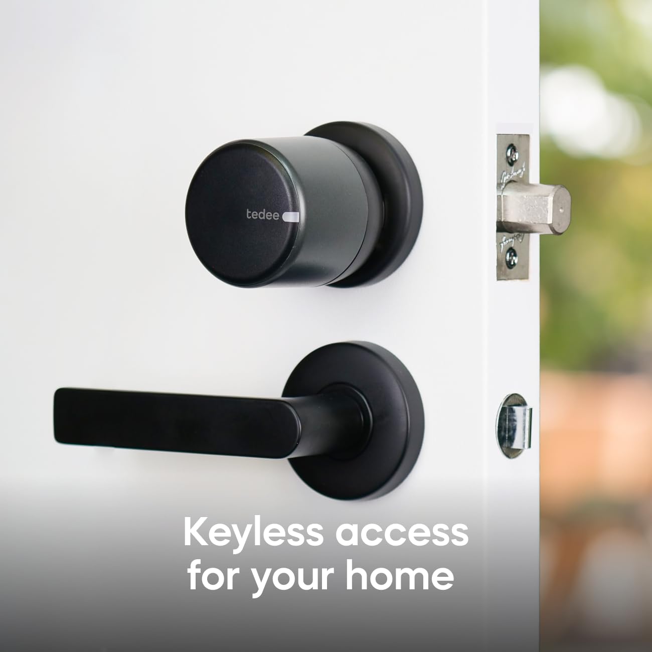tedee Go Smart Lock with Bluetooth, AutoLock and App, Keyless Access Smart Front Door Lock for Single-Cylinder Deadbolt, Black (Deadbolt Adapter + bar)