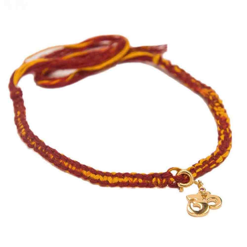 FOURSEVEN Jewellery 925 Sterling Silver Gold Plated Om Charm with Simplicity Moli Rakhi Bracelet for Men and Women (Raksha Bandhan Rakhi for Brother with Roli Chawal)