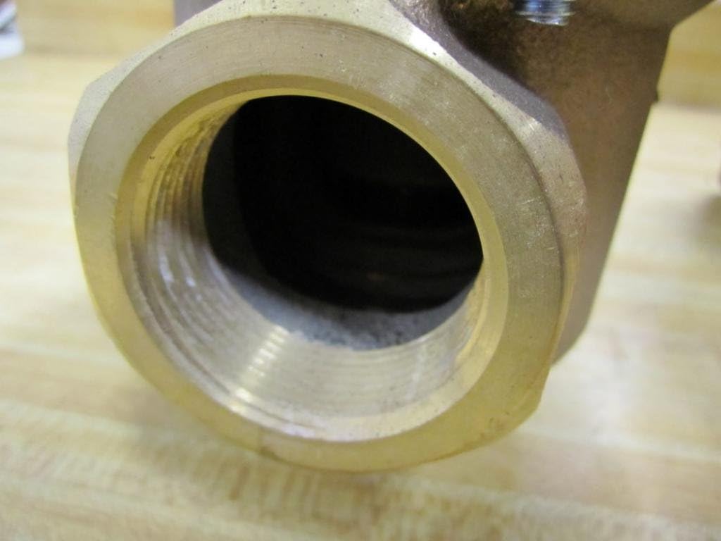 0297254 High Capacity Regulator