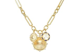 Unilogue Pearl Necklace: Artistic Glamour with Celestial Charm