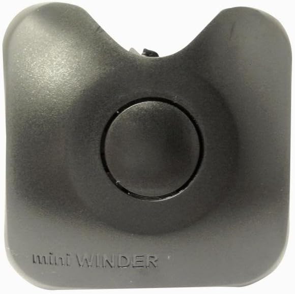 No More Tangled Earphones! Retractable, Spring Loaded, Automatic Earphone Cable Winder - Black