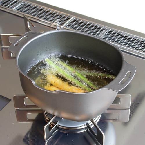 Oval Frying Pot, Tempura Pot, Frying Pot, Iron, Induction &amp; Gas Compatible, Spout, Seamless, Made in Japan, T101300