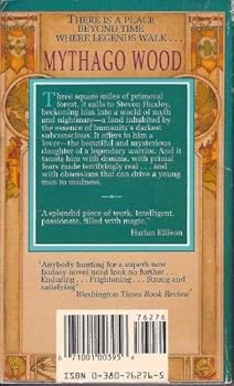 Paperback Mythago Wood Book