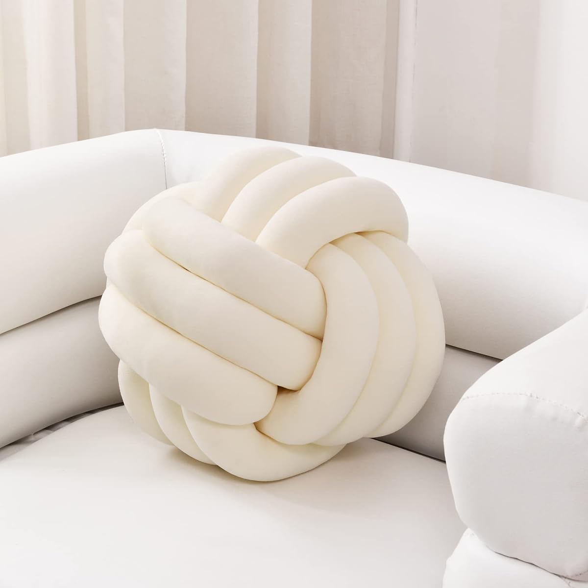 Cream White 22cm Knotted Pillow Sofa Cushion Handmade Plush Round Knot Throw Pillow for Bed Chair Decor Luxury Home Decorative Accent