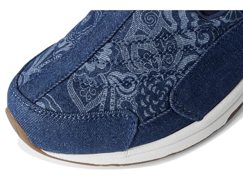 Image of Easy Spirit Women's AP1 Sport Walking Shoes