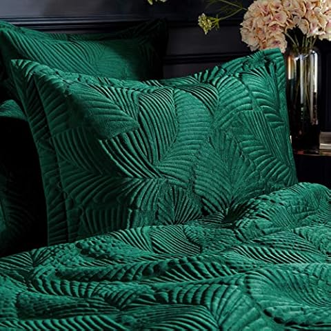 Paoletti Palmeria Oxford Pillowcase in Emerald Cover