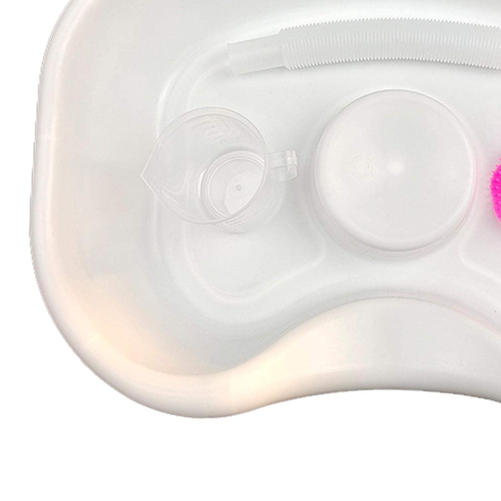 Bol de limpieza de pelo con lavabo de enjuague para ancianos y niños, bandeja de champú portátil con taza, cepillo y tubo de agua telescópico, color blanco