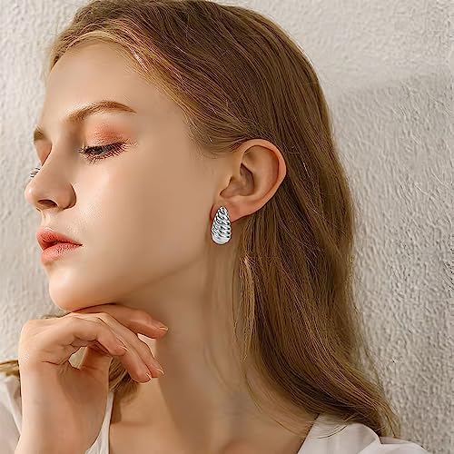 Teardrop Clip On Earrings Dupes Earring for Women Chunky Hoop Earrings Hypoallergenic Lightweight Dangle Water Drop Earring Set for Women2