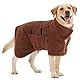 HezzLuv Bademantel für Hunde, Hundebademantel aus Mikrofaser für mittlere und große Hunde, super saugfähiger Haustier Trockenmantel, ganzjahres schnell trocknendes Hundehandtuch (Braun,L)