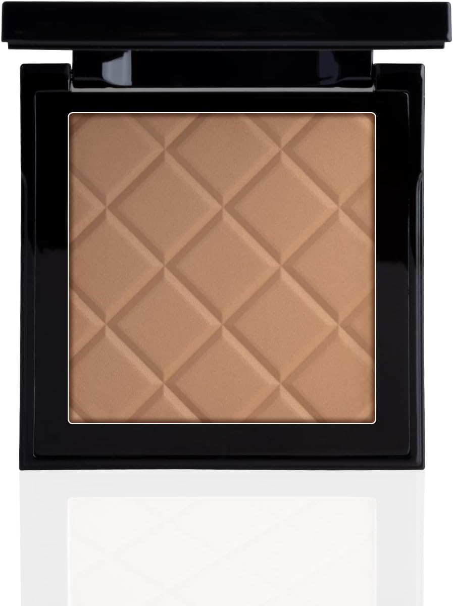 Spotlight Bronzer Centre Stage | Lightweight Matte Bronzer | Long-Lasting Buildable Formula