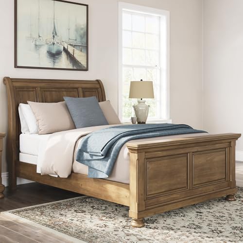 Image of Signature Design by Ashley Furniture Traditional Wood Queen Sleigh Bed