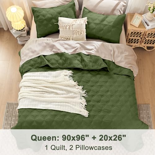 Image of Litanika Queen Quilt Bedding Set, Olive Green Summer Lightweight Soft Comforter Bedspreads & Coverlets, Boho Farmhouse Bedding Cover Bed Decor All Season, 3 Pieces (1 Quilt, 2 Pillowcases)