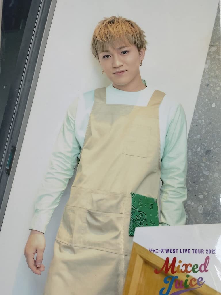 Amazon.co.jp: ジャニーズWEST 【 （ 神山智洋 ） ジャンボうちわ ＋