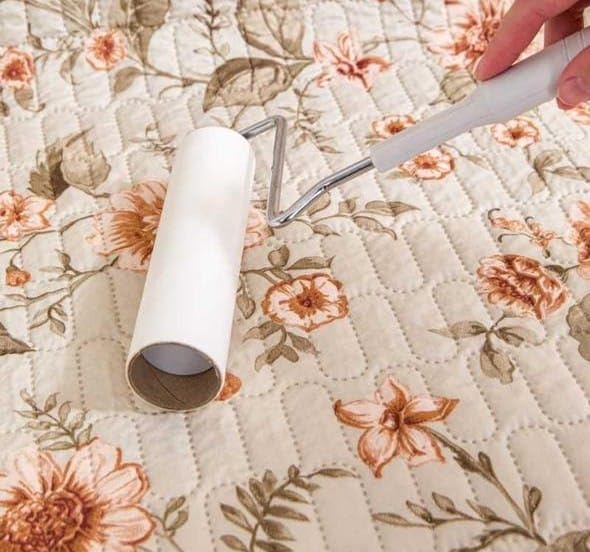 Image of HOMETHREADS Floral Cotton Chair Cover Set | Soft & Comfortable Seat Covers with Anti-Skid Non-Slip Backing + Waterproof Dining Table Cover (140x220 cm) (White Green, 6 Chair Covers + 1 Table Cover)