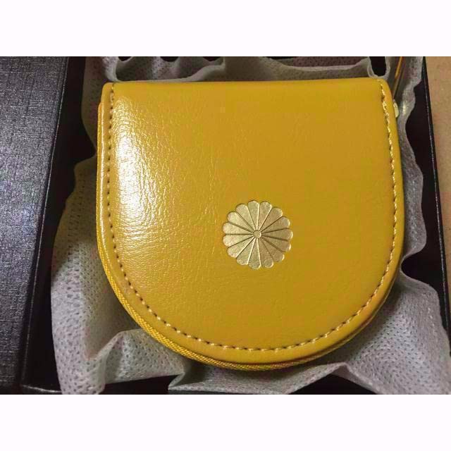 Amazon.co.jp: 皇室グッズ 宮内庁 皇居限定 コインケース 黄色