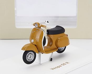Amazon | ノレブ 1/18 ベスパ 50R 1969 ポジターノイエロー