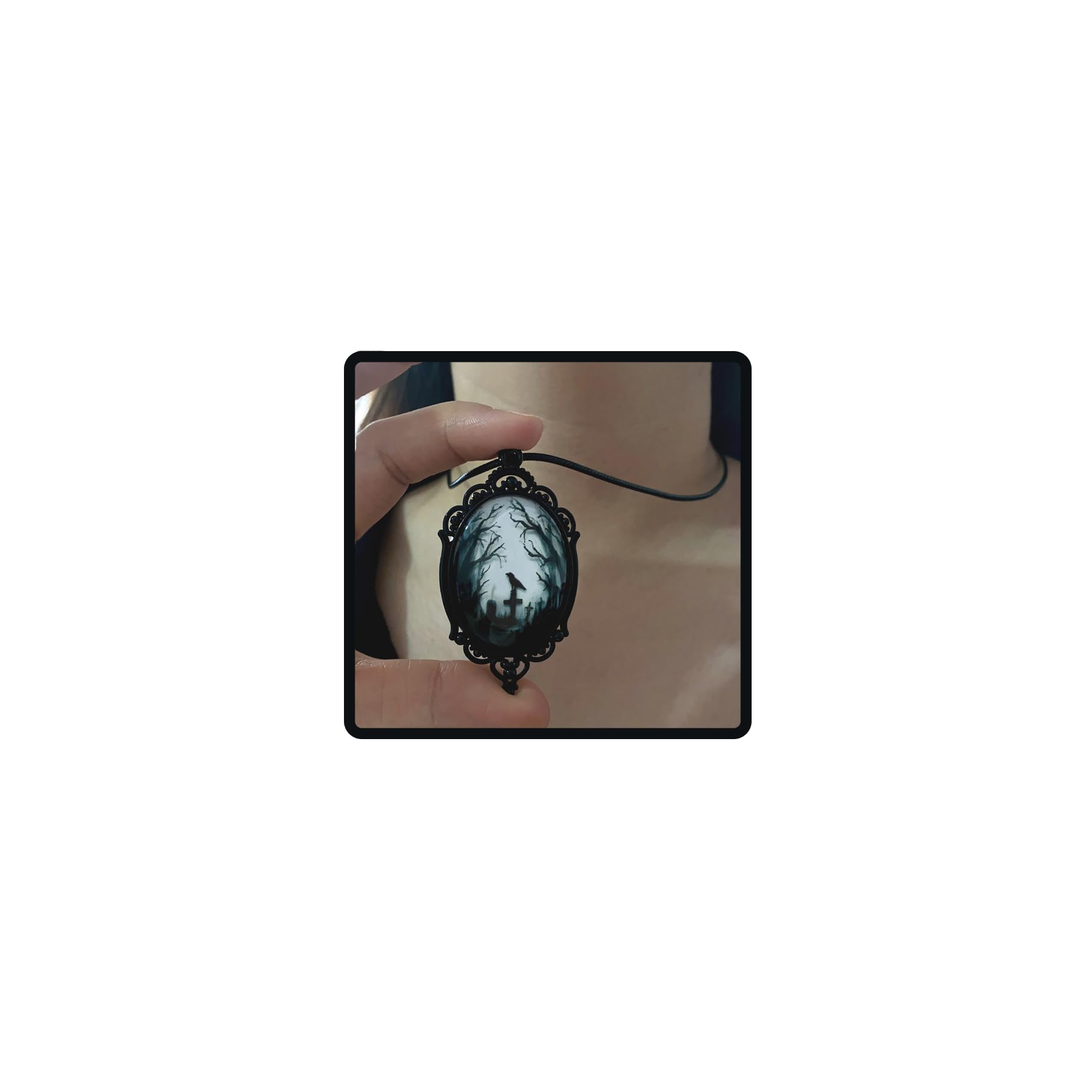 CJIAYUJEW Gothic Vampire Bat Cameo Necklace Halloween Necklace for Women Vintage Blood Bat Cabochon Pendant Choker Necklace Mystic Witch Jewelry Gift for Women