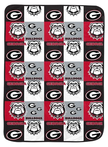 Pegasus Sports NCAA Georgia Bulldogs Graphic Grid Ultra Cozy Oversized Blanket