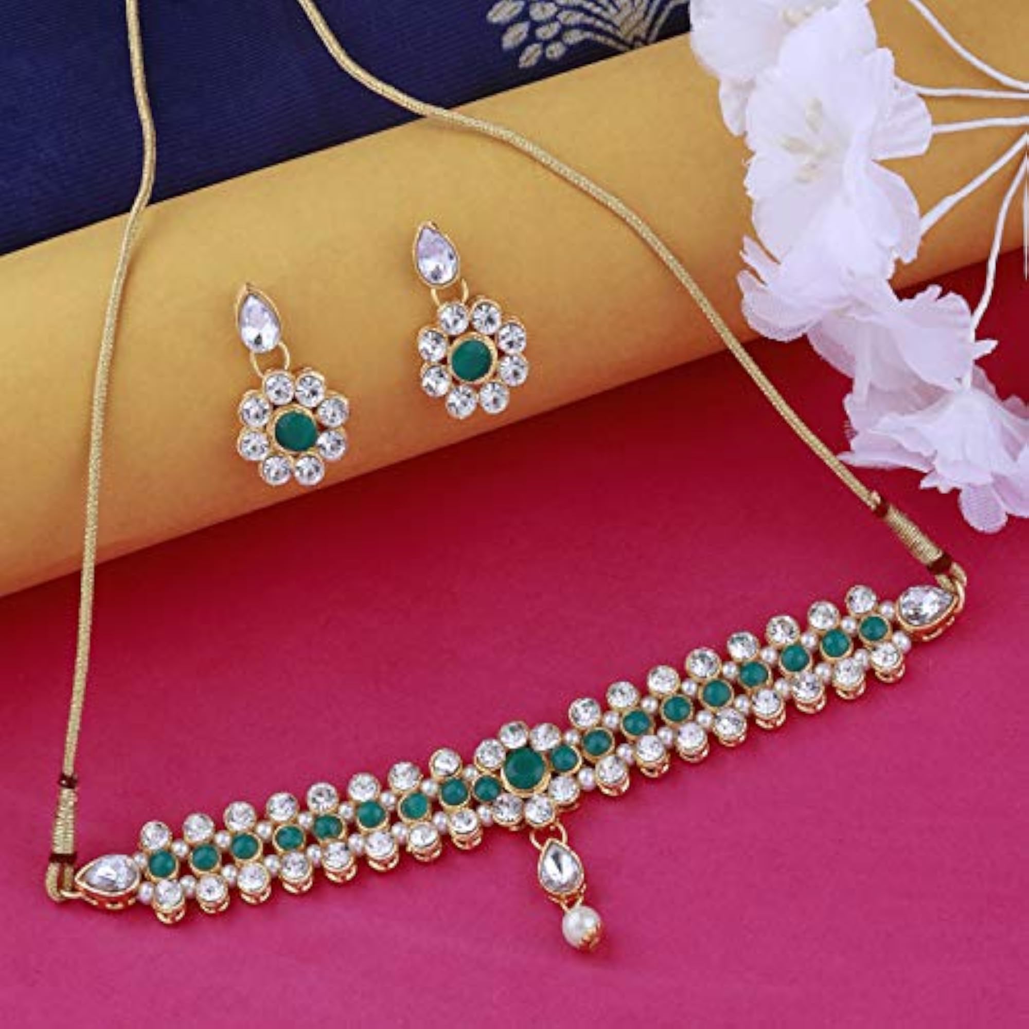 Women's Exclusive Green Color Choker Set