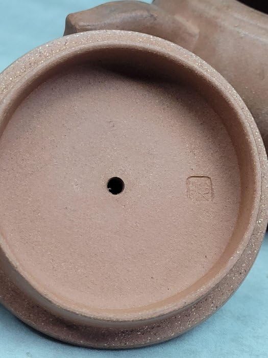 【浙寧玉成窯造】中国古美術 八角形陶器鉢 紫砂陶芸 ダークブラウン 落款あり 浙寧玉成窯造】中国古美術 八角形陶器鉢 紫砂陶芸 ダークブラウン