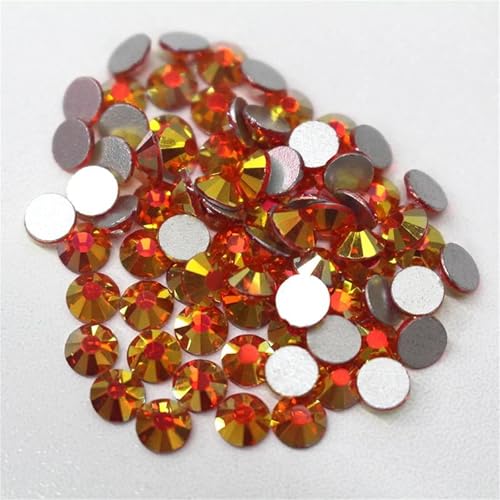Strass cristal opale de feu pour votre manucure de soirée chic