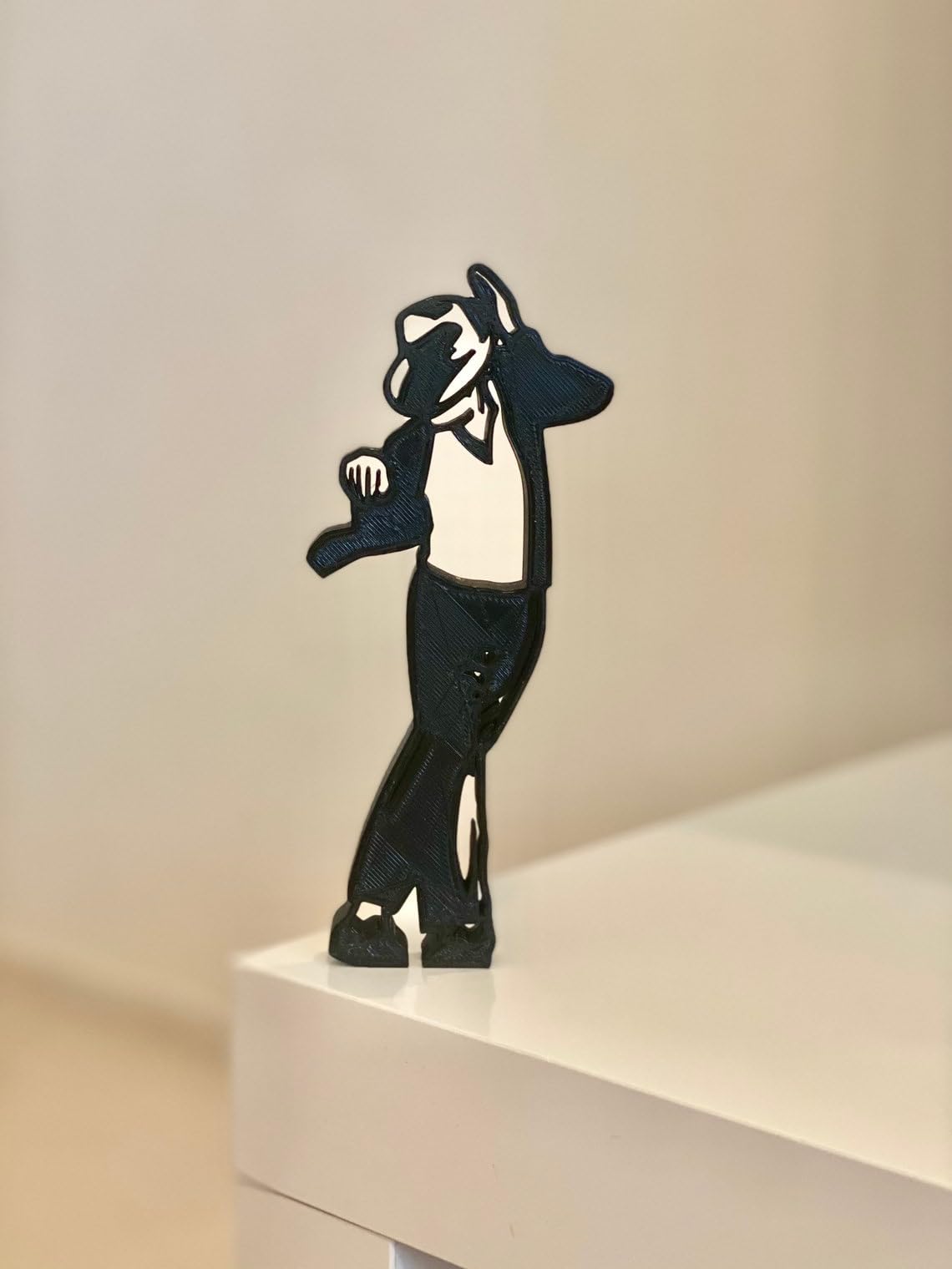 EROTNGO Pop Music Legend Michael: Minimalist Dancing Tabletop Statue Figure for Artistic Home Decor and Shelf Display