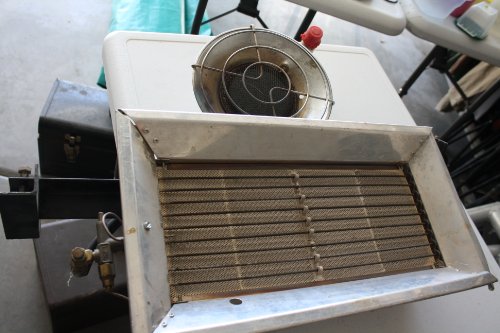 32000 BtuH Tank Top Portable Gas Heater, LP