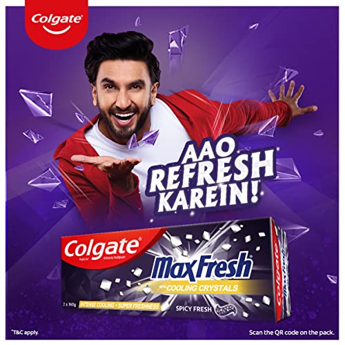 Image of Colgate MaxFresh 320g (160g x 2, pack of 2) Toothpaste, Purple Gel Paste with Menthol for Super Fresh Breath & Colgate Sensitive Soft Bristles Manual Toothbrush for adults - 4 Pcs, Multicolor