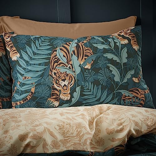 Catherine Lansfield Tropic Tiger Leaf Reversible Single Duvet Cover Set with Pillowcase Green - Cosy Home Interiors Catherine Lansfield Tropic Tiger Leaf Reversible Single Duvet Cover Set with Pillowcase Green - Image 4