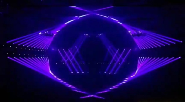 【❤業務用ステージライト❣本格的なプロの舞台照明演出が簡単手軽に行える♪❤】 Amazon.co.jp: ステージライト DJライト 180W DMXライト