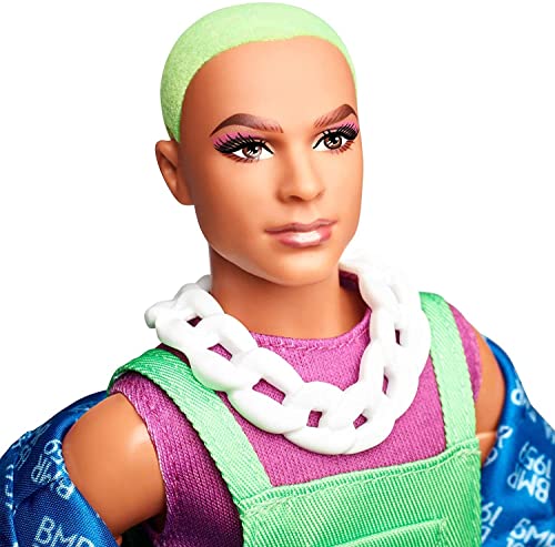 Muñeco Barbie BMR1959 Ken con pelo neón y accesorios miniatura 6