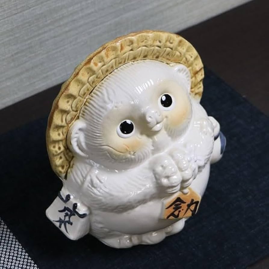 Amazon.co.jp: 信楽焼 風水狸(白) たぬき タヌキ 開運 縁起物