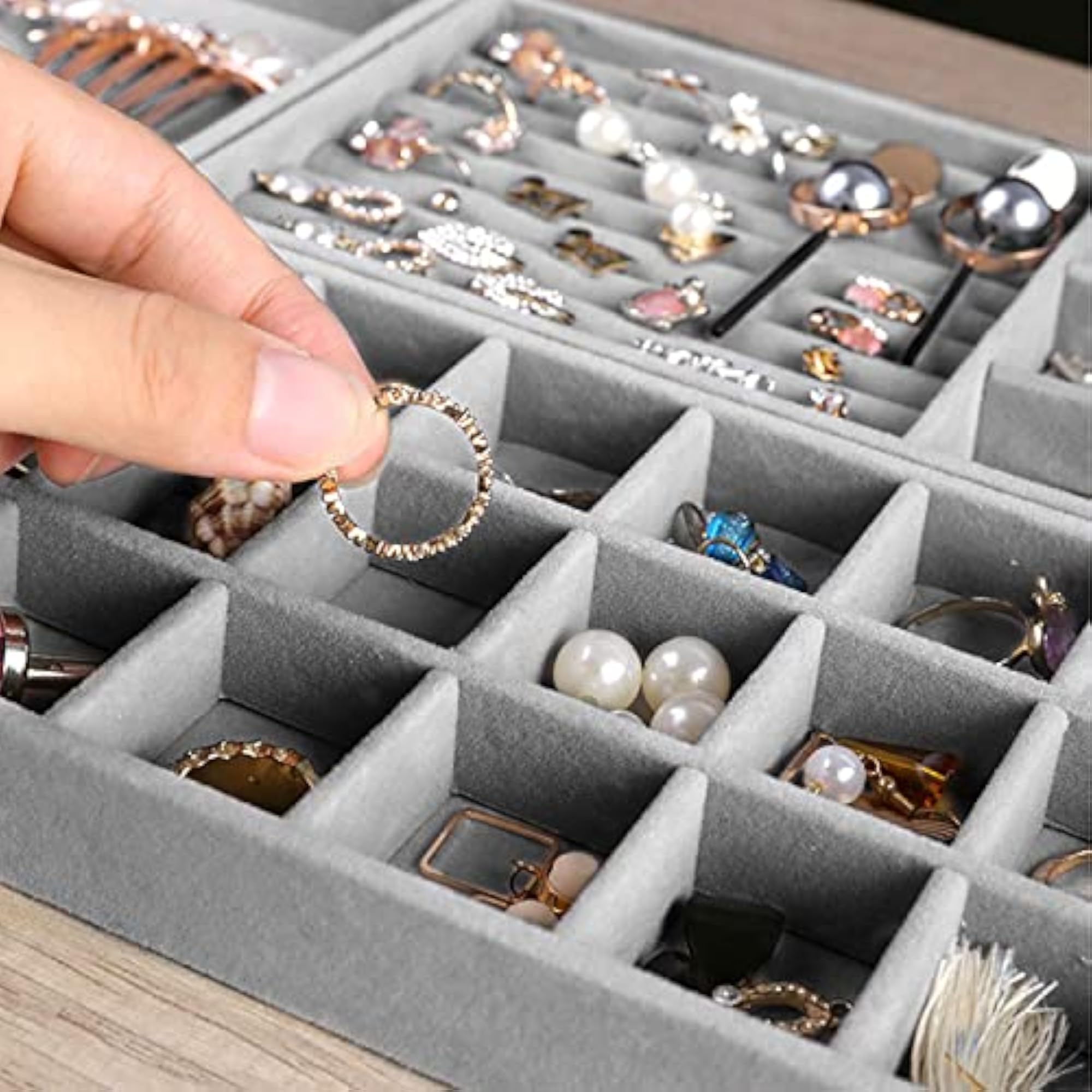 4 Pcs Stackable Velvet Jewellery Organizer Tray for Drawer