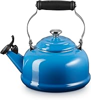Vista 10 de Le Creuset - Tetera silbante de acero esmaltado con acabados metálicos, 1.7 cuartos de galón, Ostra