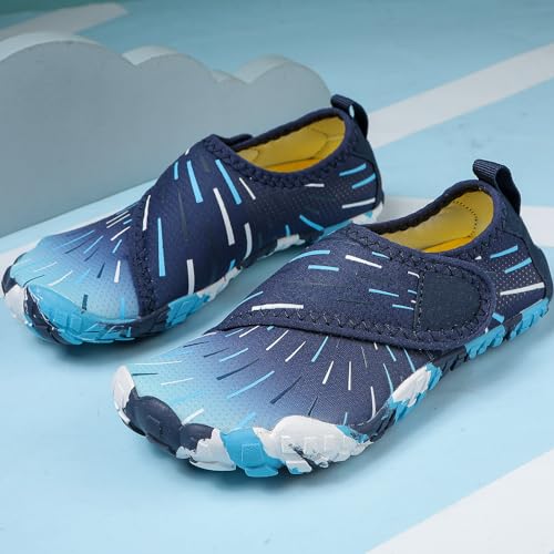 Image of Quickshark Kids Water Shoes Boys Girls Barefoot Aqua Socks Outdoor Indoor Quick Dry Sandals Lightweight Slip On Walking Sneakers for Beach Pool Swim (Little Kid /Big Kid)