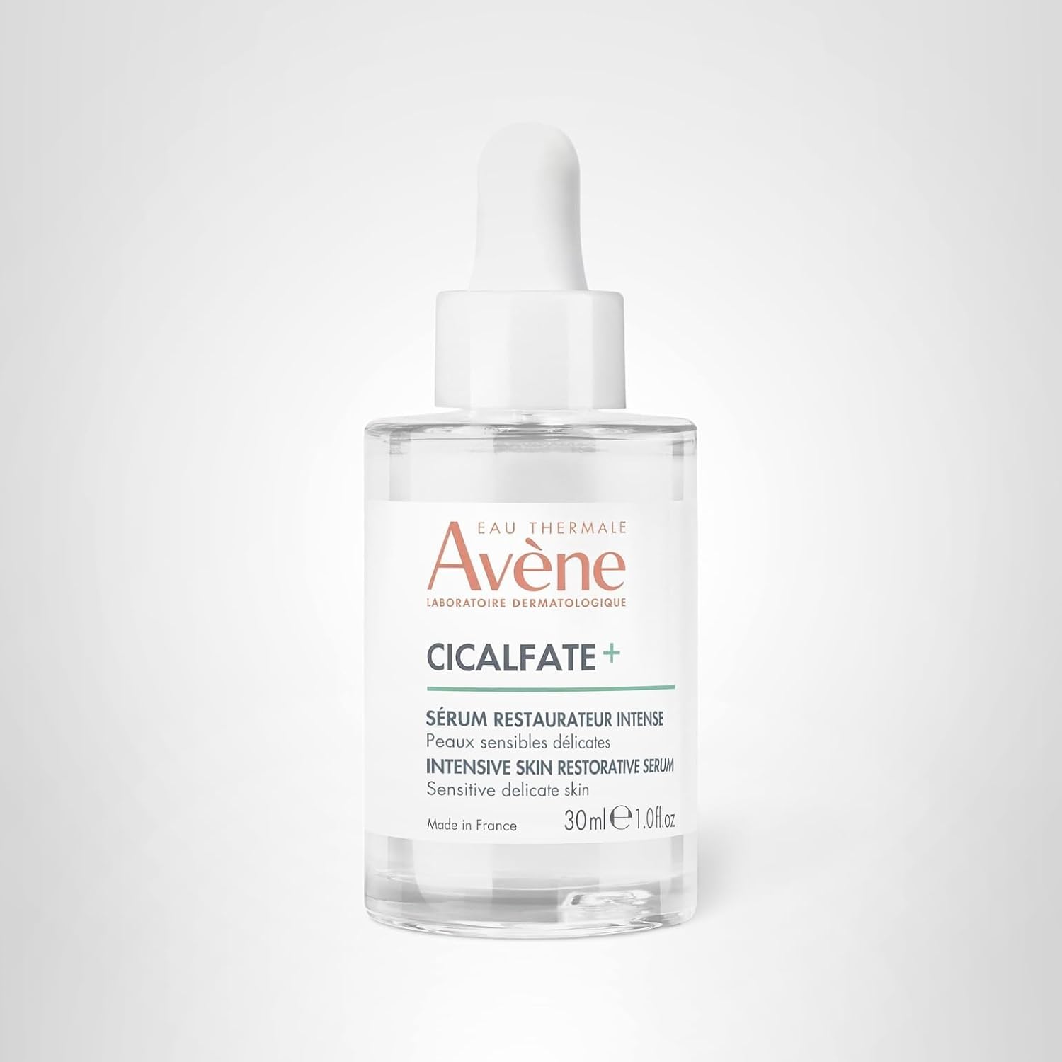 Avène Cicalfate+ Intensive Restorative Serum, Restores & strengthens skin barrier, Barrier serum with Pro-Vitamin B5 for all skin types including sensitive skin, Fragrance-Free, Dermatologist-Tested