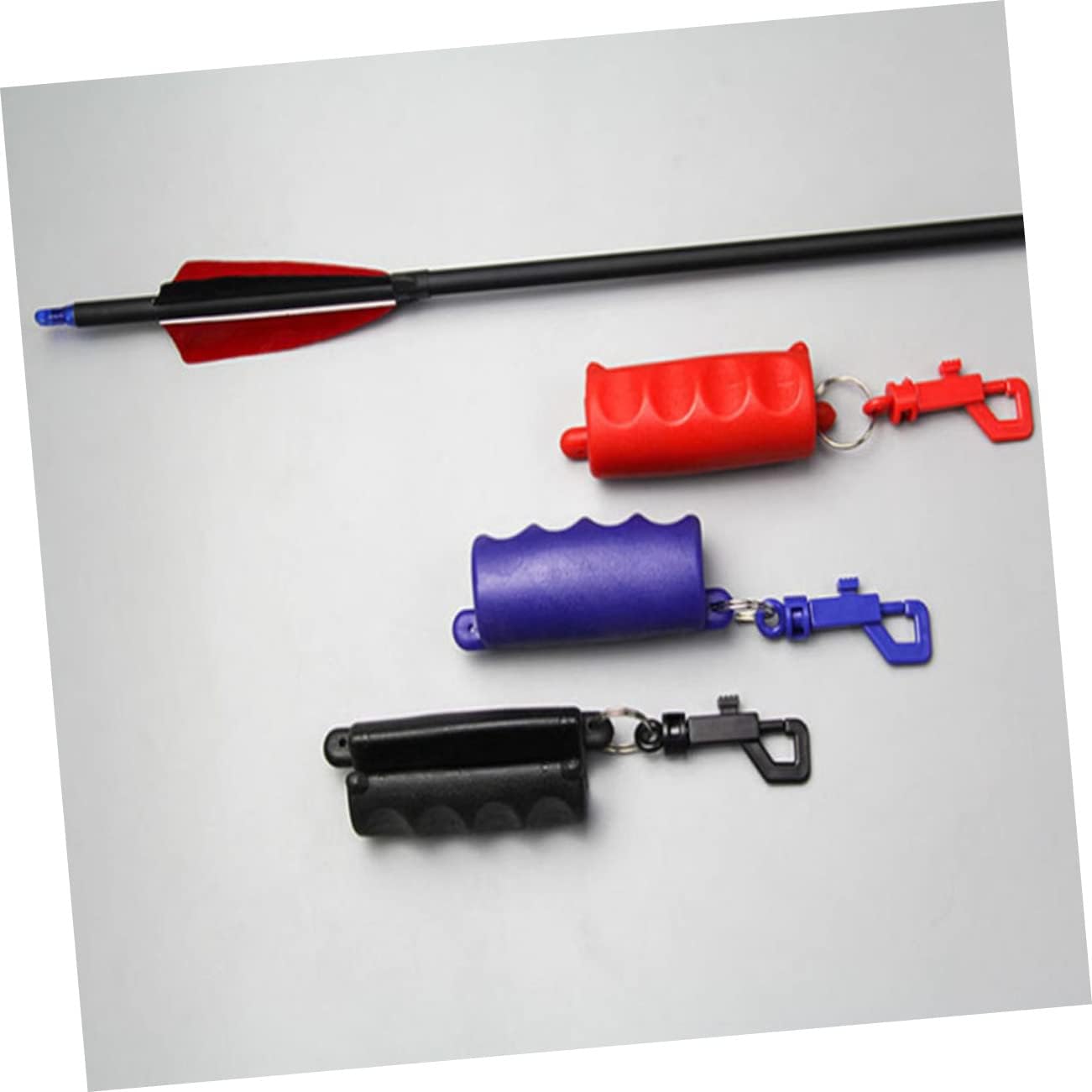 Archery Arrow Puller，Bow Grabber， 3 Pcs PVC Compound Bow Arrow Puller Remover Target Gripper with Keychain for Hand Protection Archery Essential Tool Black