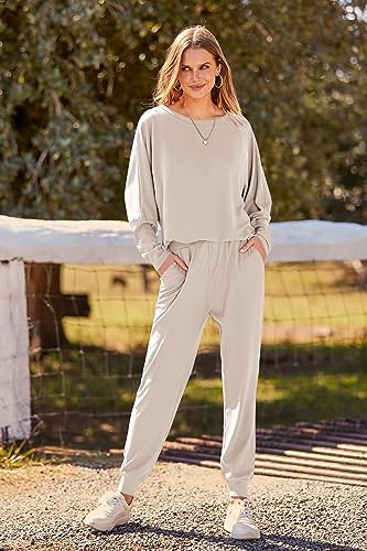 Image of PRETTYGARDEN Women's Fashion Outfits 2 Piece Sweatsuit Solid Color Long Sleeve Pullover Long Pants
