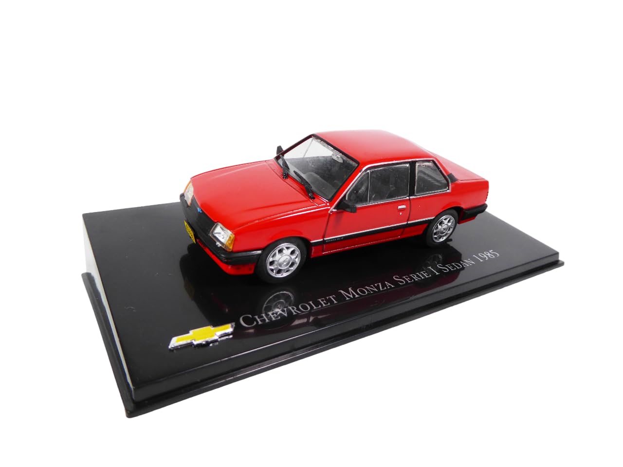 OPO 10 - Collectible Miniature car 1/43 Compatible with Chevrolet Monza Series 1 Sedan - CH05