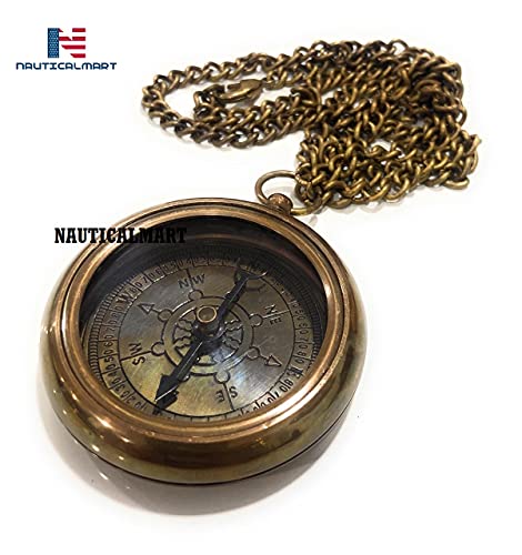 Brújula náutica vintage con cadena y grabado miniatura 2