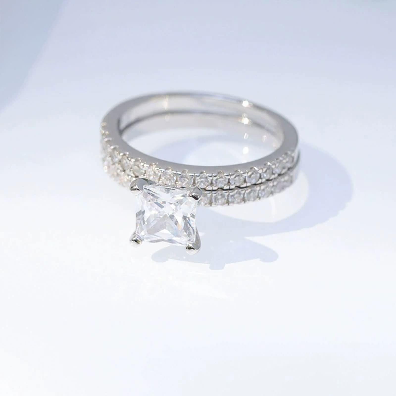 Anillo de Plata de Ley 925 y Grabados Personalizados para Mujer, Set de Anillos Cuadrado 7x7MM con Circonita Anillos de Compromiso Oro para Mujer